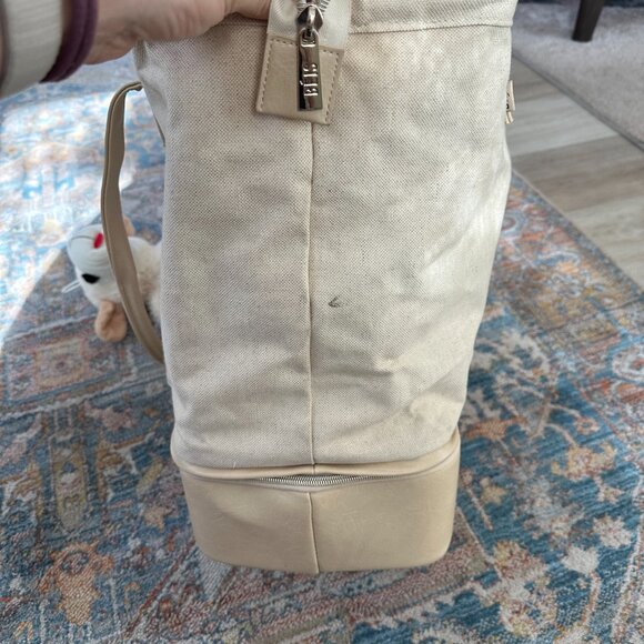 Beis Mini Weekender - Picture 6 of 9